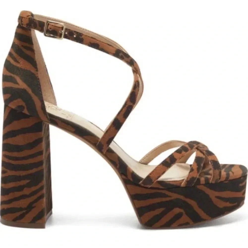 New Vince Camuto Garnitta Strappy Platform Sandals Size 7.5 Summer Natural zebra